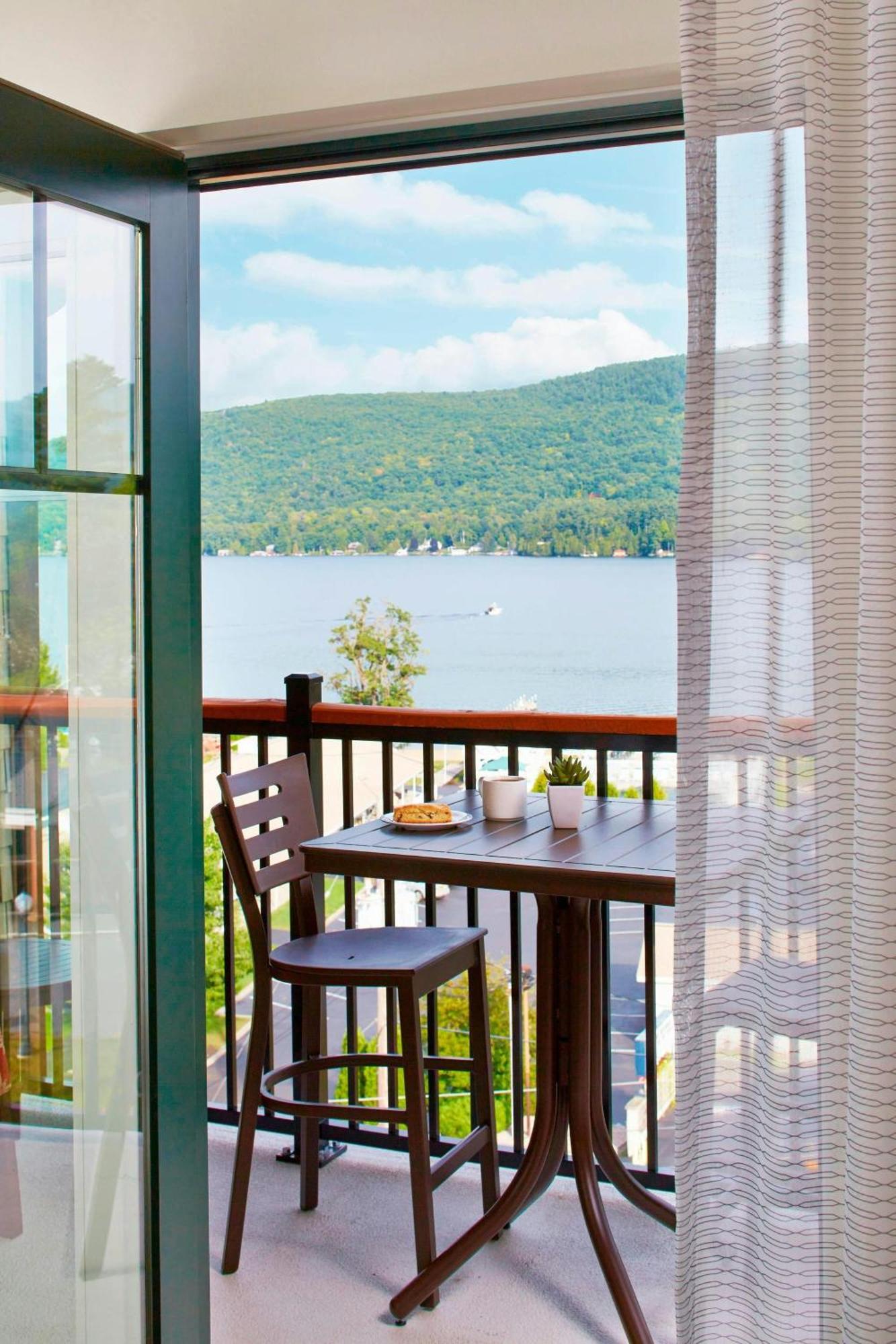 Courtyard By Marriott Lake George Exterior photo