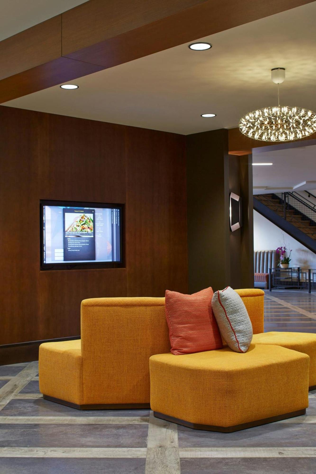 Courtyard By Marriott Lake George Exterior photo