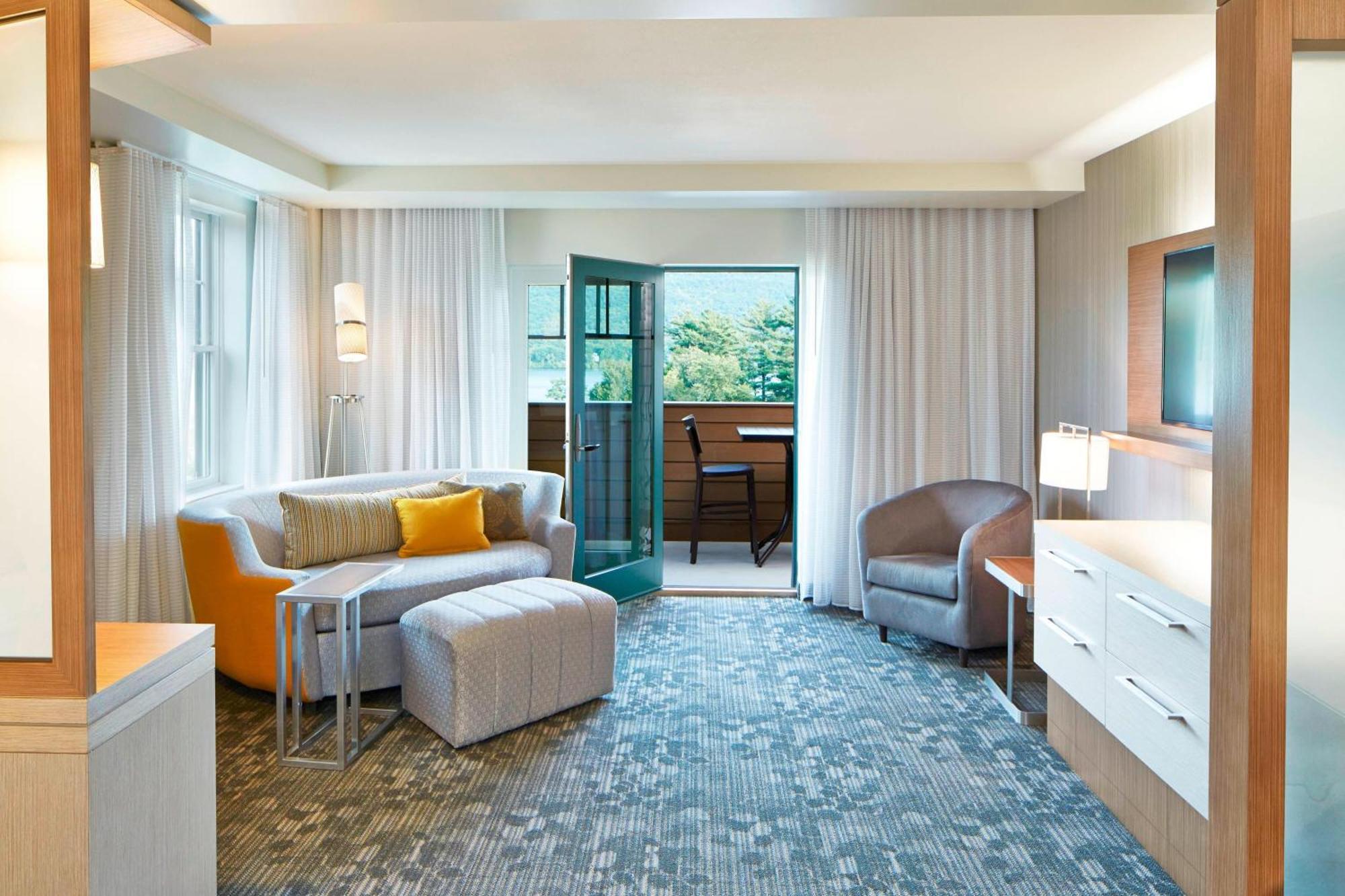 Courtyard By Marriott Lake George Exterior photo