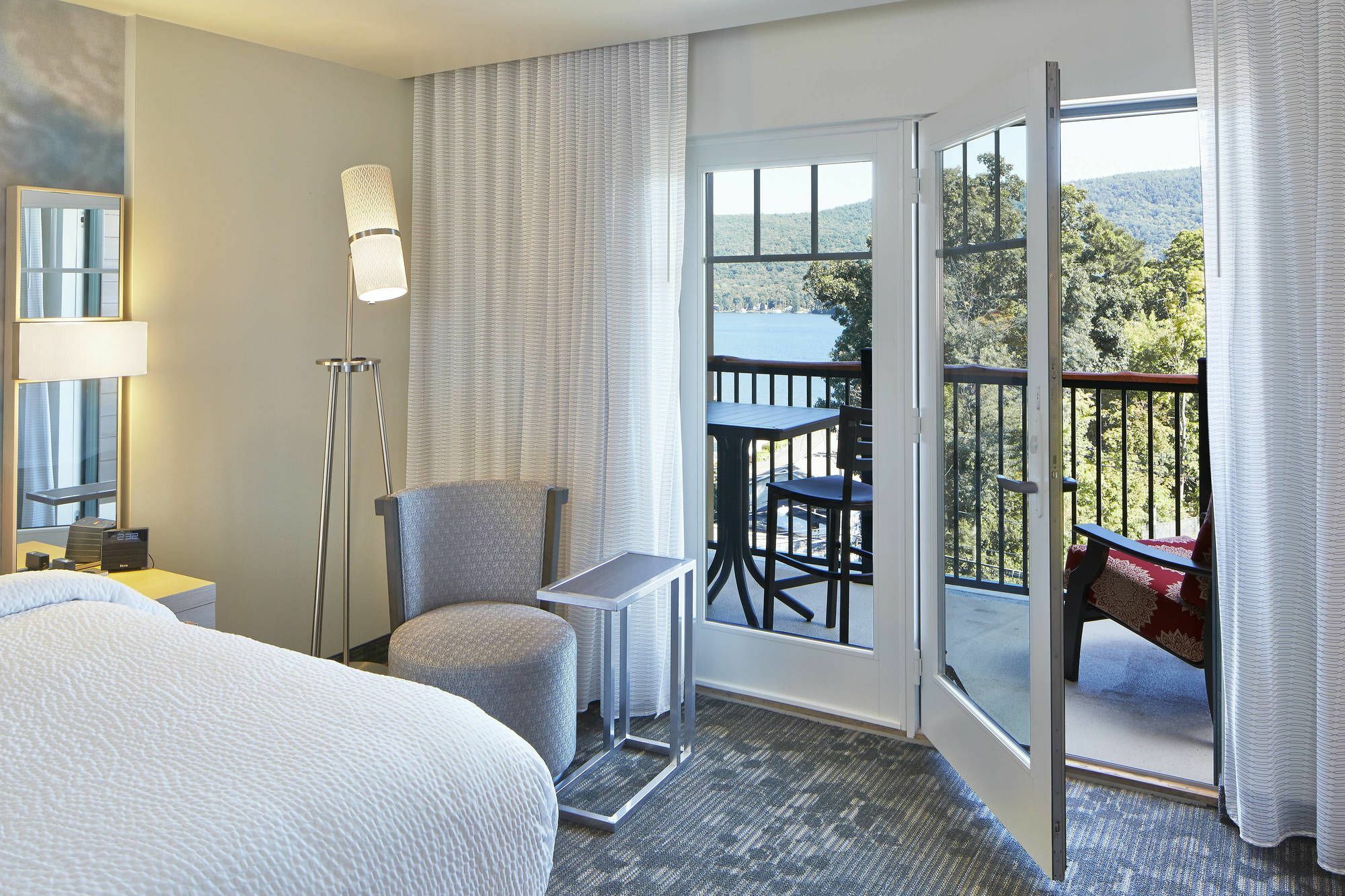 Courtyard By Marriott Lake George Exterior photo